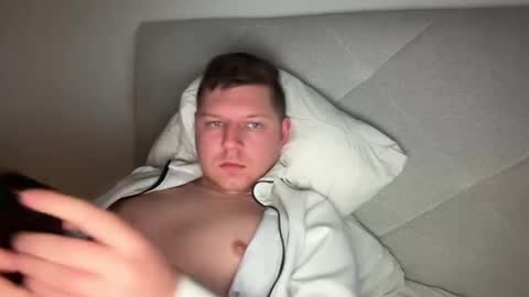 hornyboy95300 online show from March 10, 6:16 am