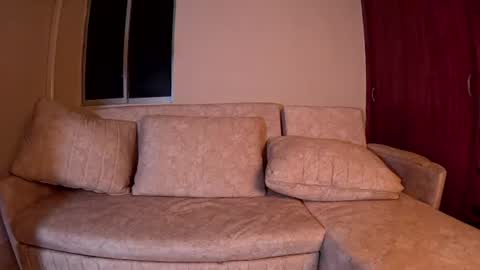hornycouple_2222 online show from July 5, 1:18 pm