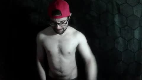 hornydude3435 online show from May 31, 5:06 am