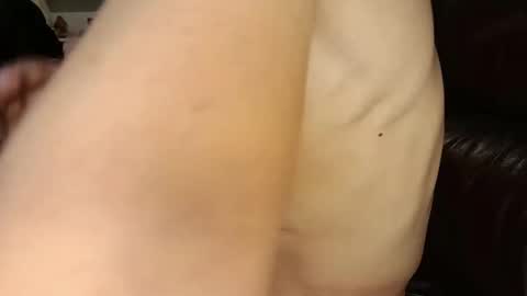 Snapshot of hornydude635 chatting on October 22, 6:16 am Marten online show from October 22, 6:16 am