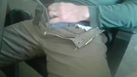 hornyhubby1001 online show from February 11, 9:18 pm