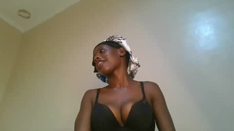 Snapshot of hornylittleprinces chatting on October 3, 5:54 pm Princes online show from October 3, 5:54 pm