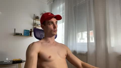 Travis online show from September 11, 2:51 pm