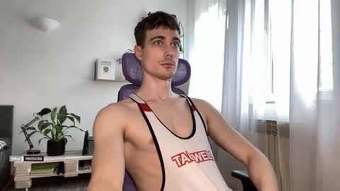 Travis online show from November 17, 12:08 pm