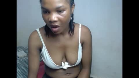 hornyxbum online show from November 18, 8:23 pm