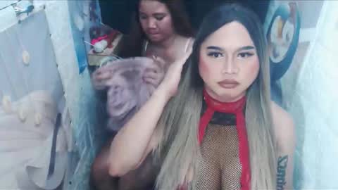 YOUR MAJESTY LUCY PEARL online show from January 11, 1:22 am