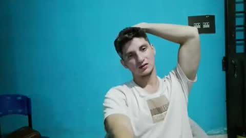 hot800592 online show from March 28, 11:06 pm