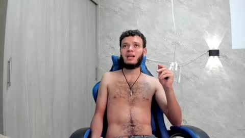 hot bad boy69 online show from June 18, 10:04 pm