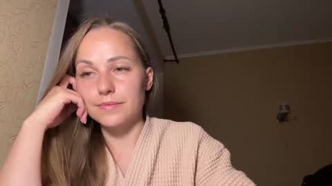 hot_chance_ online show from June 30, 4:17 pm