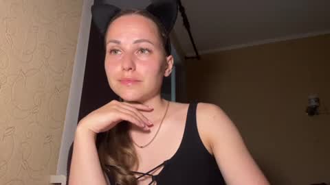 hot_chance_ online show from June 21, 4:35 pm