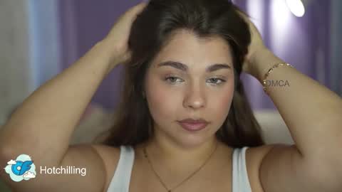 Snapshot of hot_chill__ chatting on September 22, 3:05 pm LiluCaroline online show from September 22, 3:05 pm