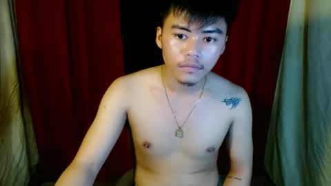 Snapshot of hot_emmanuel chatting on March 7, 3:08 am hot_emmanuel online show from March 7, 3:08 am