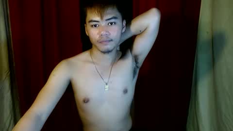 Snapshot of hot_emmanuel chatting on March 4, 4:27 am hot_emmanuel online show from March 4, 4:27 am