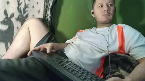 hot_guy36 online show from July 18, 3:19 am