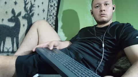 hot_guy36 online show from April 5, 5:32 pm
