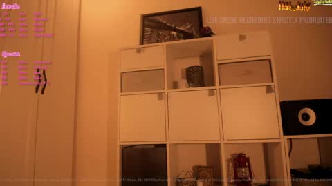 Julia online show from April 19, 5:47 pm