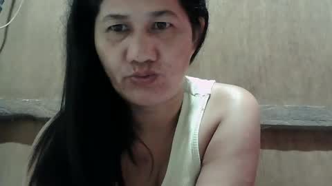 hotmama online show from March 7, 8:00 pm