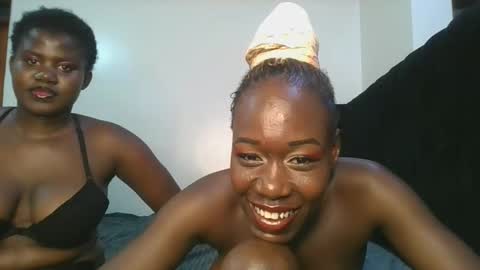 Hot petite online show from April 1, 1:41 pm