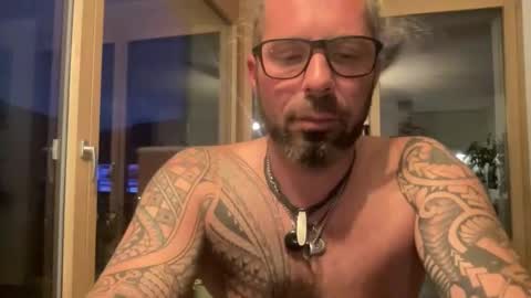 Snapshot of hot_sex83 chatting on September 10, 6:09 pm letmedoo2 online show from September 10, 6:09 pm