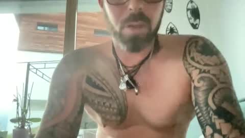 Snapshot of hot_sex83 chatting on October 19, 4:22 pm letmedoo2 online show from October 19, 4:22 pm