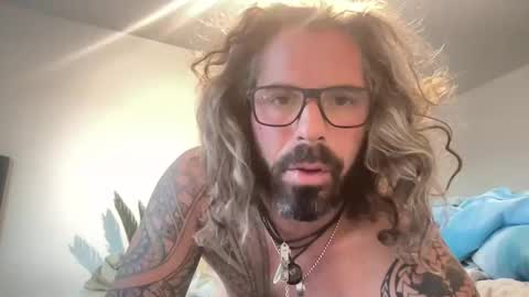 Snapshot of hot_sex83 chatting on December 5, 6:59 am letmedoo2 online show from December 5, 6:59 am