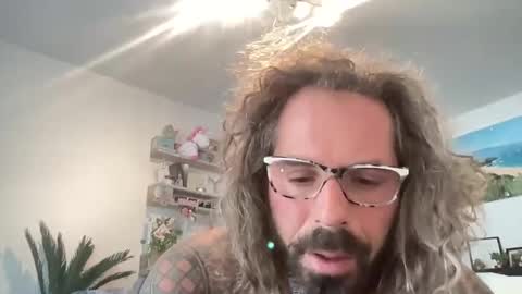 Snapshot of hot_sex83 chatting on December 6, 9:16 am letmedoo2 online show from December 6, 9:16 am