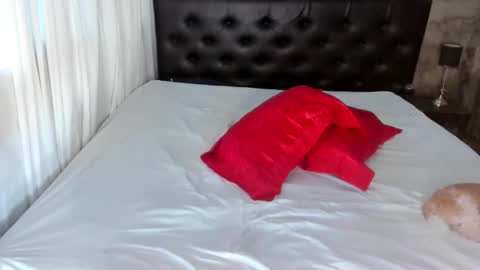 maria online show from March 5, 12:08 am