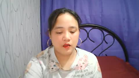 Lynn online show from March 9, 1:25 am