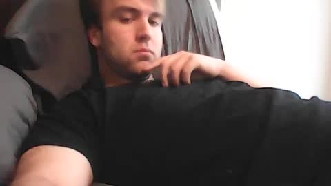 hotcanadianguy94 online show from July 4, 2:26 am
