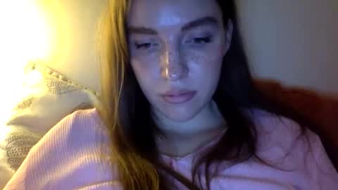 effy online show from November 25, 6:56 am