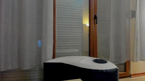 Erika  online show from March 2, 5:08 am