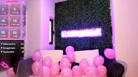 hotfallingdevil online show from February 14, 8:52 am