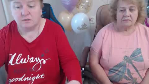 Snapshot of hotfiremommy chatting on October 20, 7:46 am LimonkaFire online show from October 20, 7:46 am