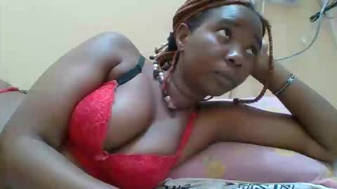 Queen online show from October 17, 11:25 am