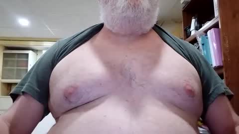 Snapshot of hotgrandpa594u chatting on September 23, 5:19 pm hotgrandpa594u online show from September 23, 5:19 pm
