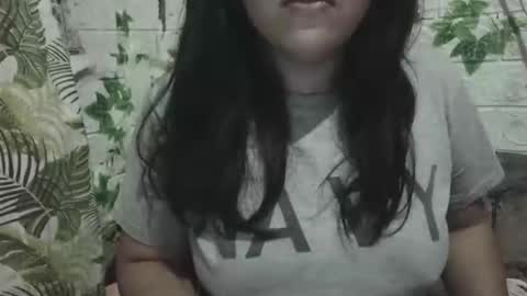 hotiemorenagurl18 online show from May 10, 9:10 pm