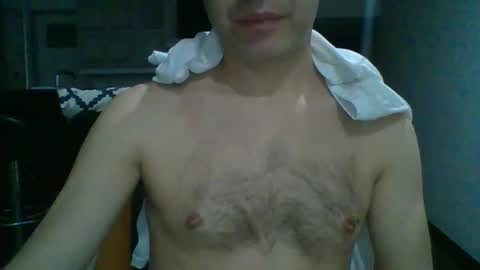 Snapshot of hotitan chatting on October 7, 3:35 am hottitan twitter Marianoshcam online show from October 7, 3:35 am