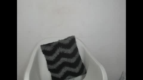 hotjessie0 online show from March 6, 11:58 am