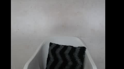 hotjessie0 online show from October 21, 6:29 am