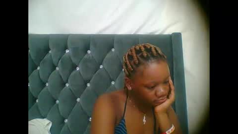 LOYCE online show from January 8, 1:55 am