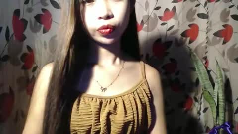 hotmom_gia online show from April 28, 1:37 pm