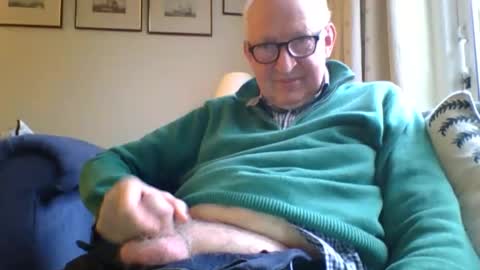 Snapshot of hotmuff99 chatting on October 13, 4:20 pm hotmuff99 online show from October 13, 4:20 pm