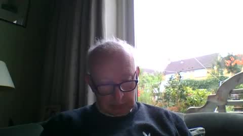 Snapshot of hotmuff99 chatting on October 20, 8:08 am hotmuff99 online show from October 20, 8:08 am