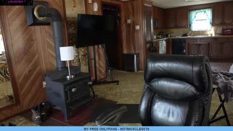 Snapshot of hotmuscles6t9 chatting on March 6, 6:59 pm hotmuscles6t9 online show from March 6, 6:59 pm