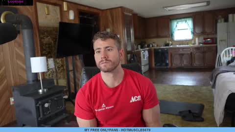 Snapshot of hotmuscles6t9 chatting on March 9, 6:00 pm hotmuscles6t9 online show from March 9, 6:00 pm