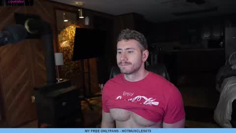Snapshot of hotmuscles6t9 chatting on March 11, 3:58 am hotmuscles6t9 online show from March 11, 3:58 am