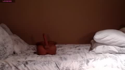 Snapshot of hotsexydawn chatting on October 21, 2:27 am dawn online show from October 21, 2:27 am