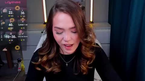 hello Im Eva online show from April 2, 7:37 am