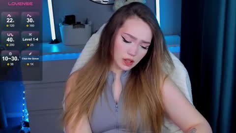 Snapshot of hottease_pvt chatting on September 27, 4:38 pm hello Im Eva online show from September 27, 4:38 pm