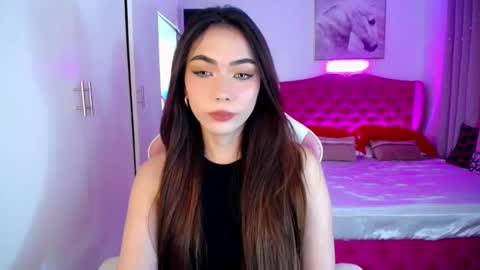 LEXIE- dont forget to give me thumbs up online show from February 25, 8:14 am